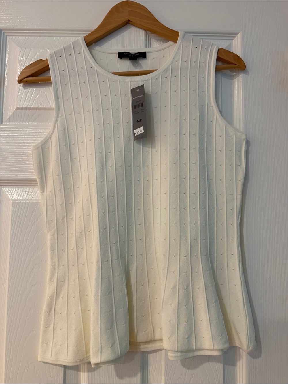 Ann Taylor Cream Pointelle Sleeveless Flare Tank